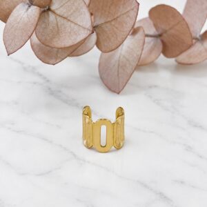Sculpted Arch Ear Cuff